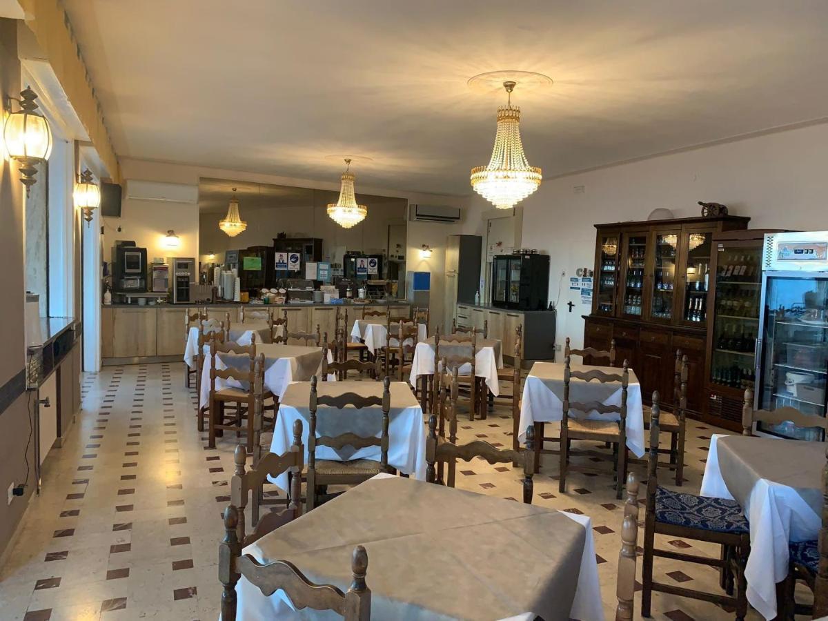 Hotel Svizzera أرما دي تاجيا المظهر الخارجي الصورة